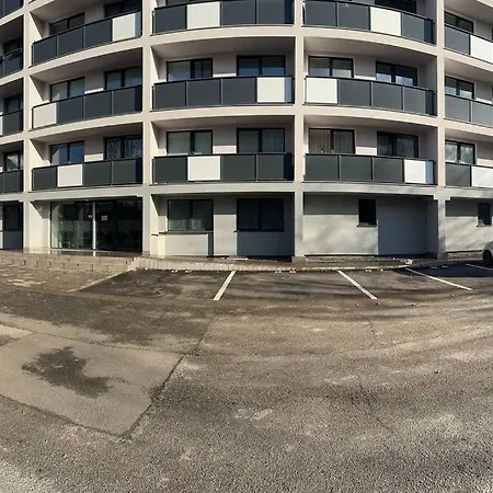 Apartment Ar Rezidencia Bellova 2 *